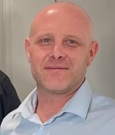 Gareth, founder of Endeavour to Achieve